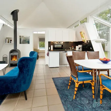 Holiday home Lxv *